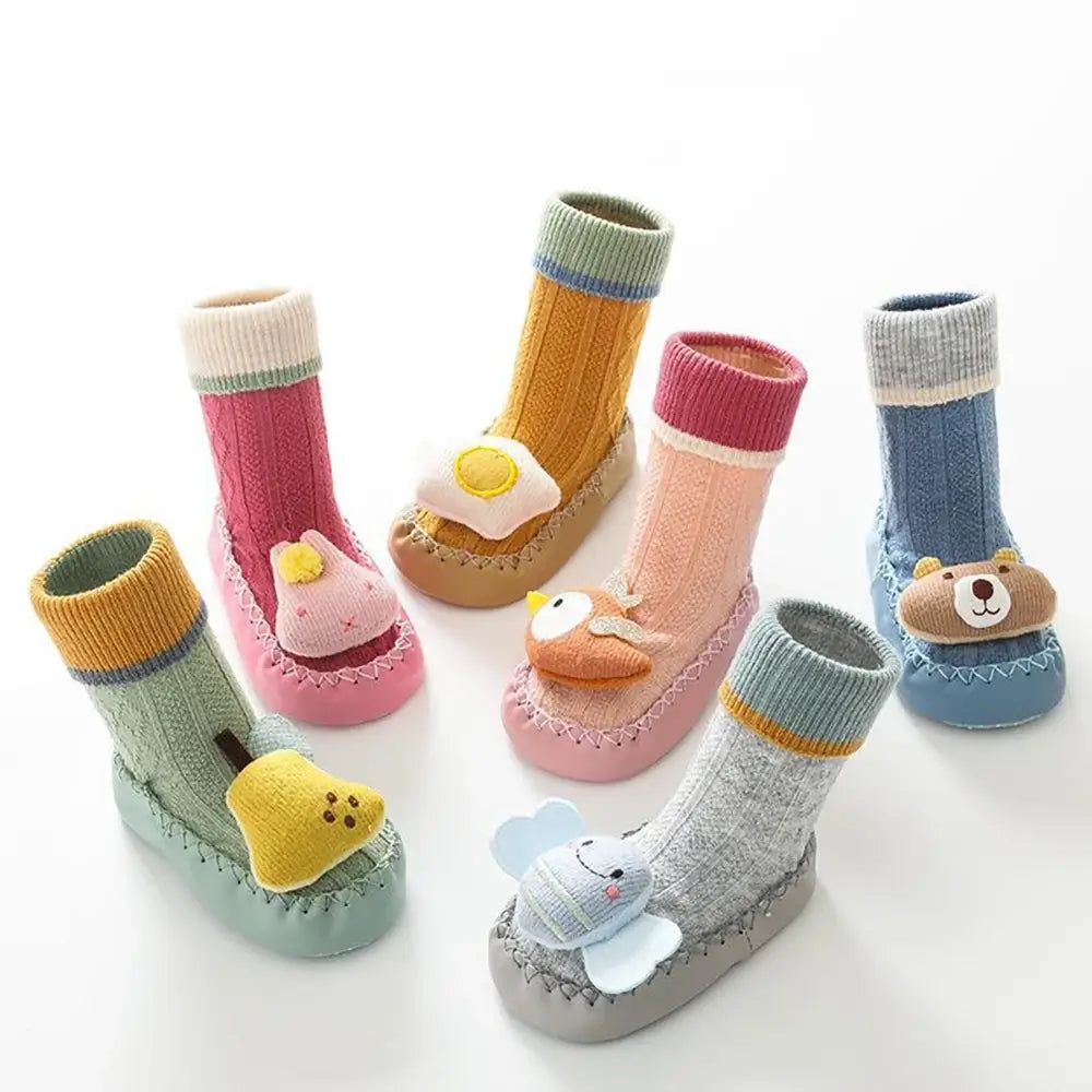 GripTots Baby Floor Socks Cute Nonslip Leather Baby Socks 0 to 18 months olds Baby Boys Baby Girls Shoes Green Yellow Pink Red Blue TheToddly