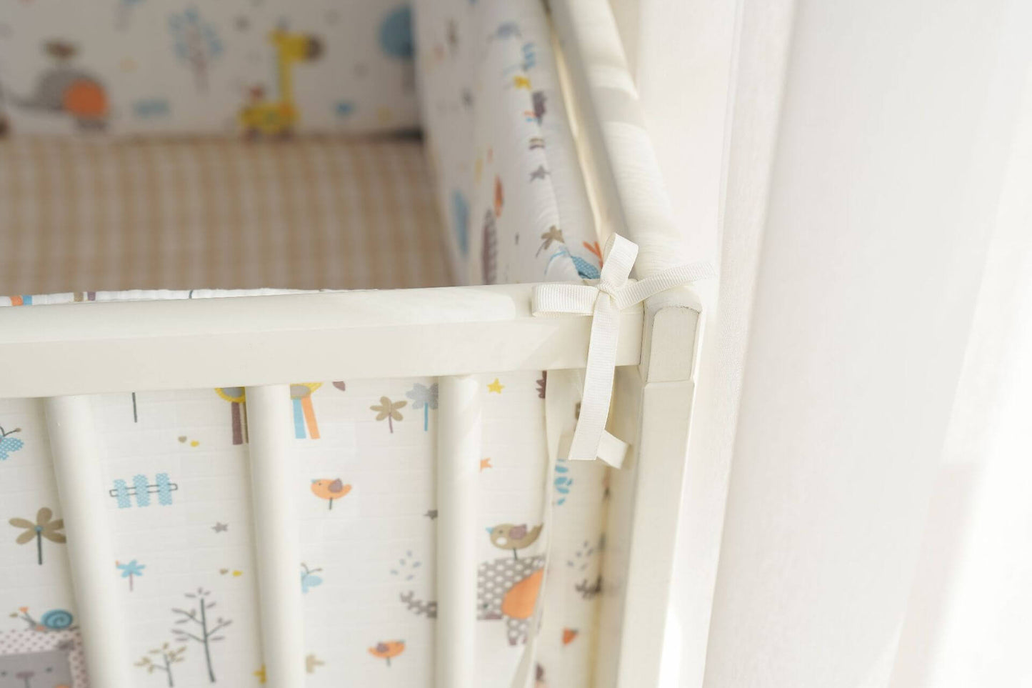 Safari ekologisk vadderad spjälsäng stötfångare