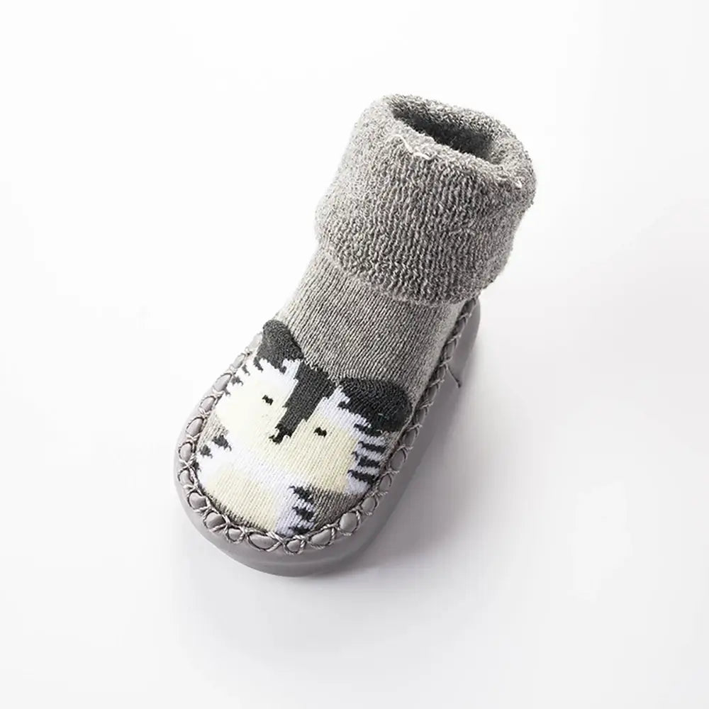 Loomis Baby Socks Boots Non-slip Mukluks Shoes for Infants Gray Baby Shoes Baby Slipper Socks for Toddlers Baby Winter Shoes Indoor Shoes Babysocken Rutschfeste Babyschuhe Bébé Chaussettes Baby Sokken Halkfria Babystrumpor Babyskor TheToddly