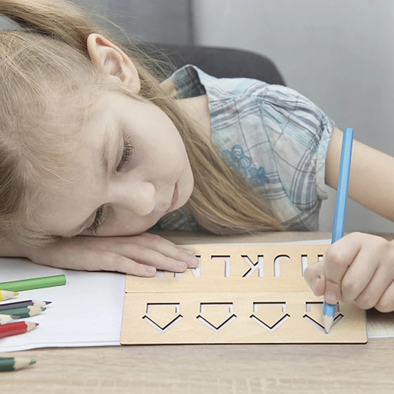 Ensemble de pochoirs de dessin et d'écriture pour enfants